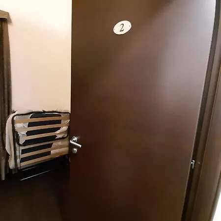 Laterani Dfm بيت ضيافة روما