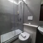 拉特拉尼dfm旅馆 4*