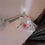 拉特拉尼dfm旅馆 4*