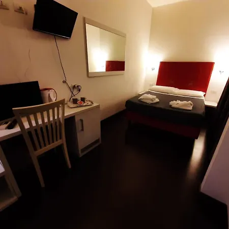 Laterani Dfm Penzion 4*